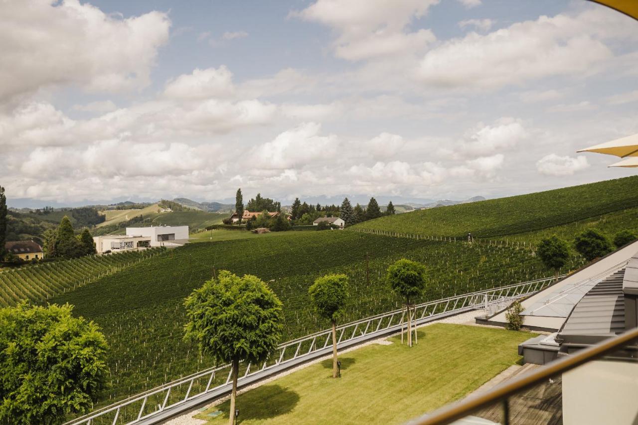 Weinrefugium Brolli Hotel Gamlitz Luaran gambar