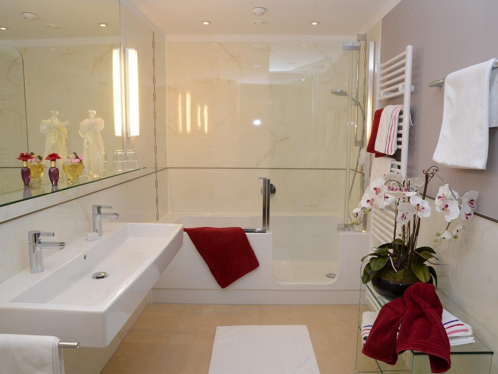 Weinrefugium Brolli Hotel Gamlitz Bilik gambar